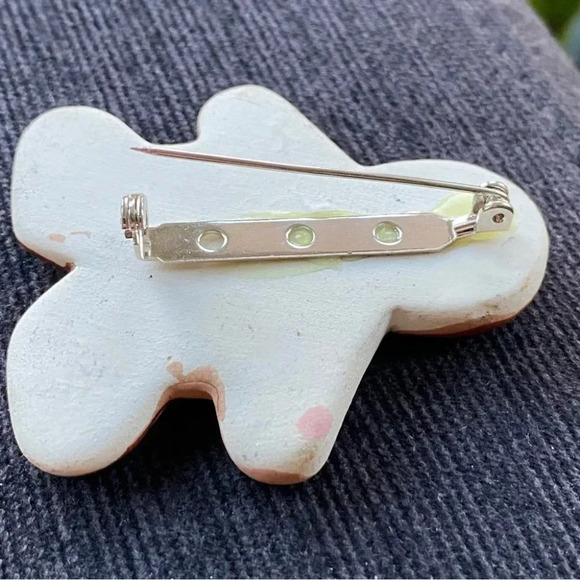 Gingerbread Brooch Christmas  Holiday Baking Pin - Picture 2 of 6